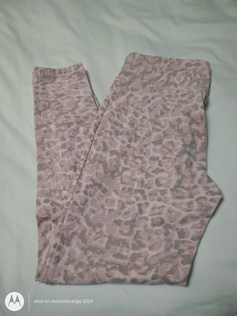Animal Print Leggings in Pink & Gray Like New